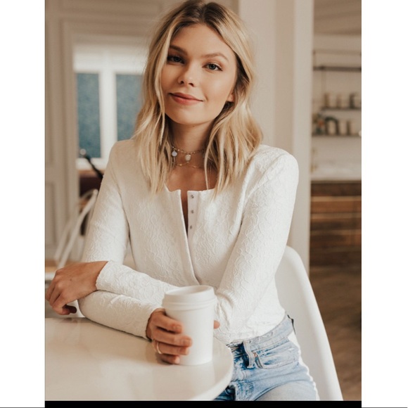 B’CAUSE LACE BODYSUIT. - Picture 3 of 8